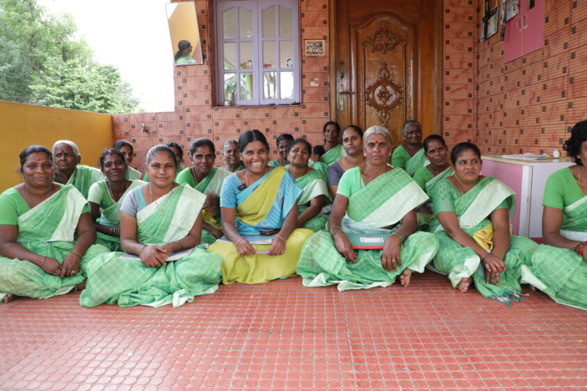 https://1ngo.sgp1.digitaloceanspaces.com/media/seedsdpi/women empower 2.jpg